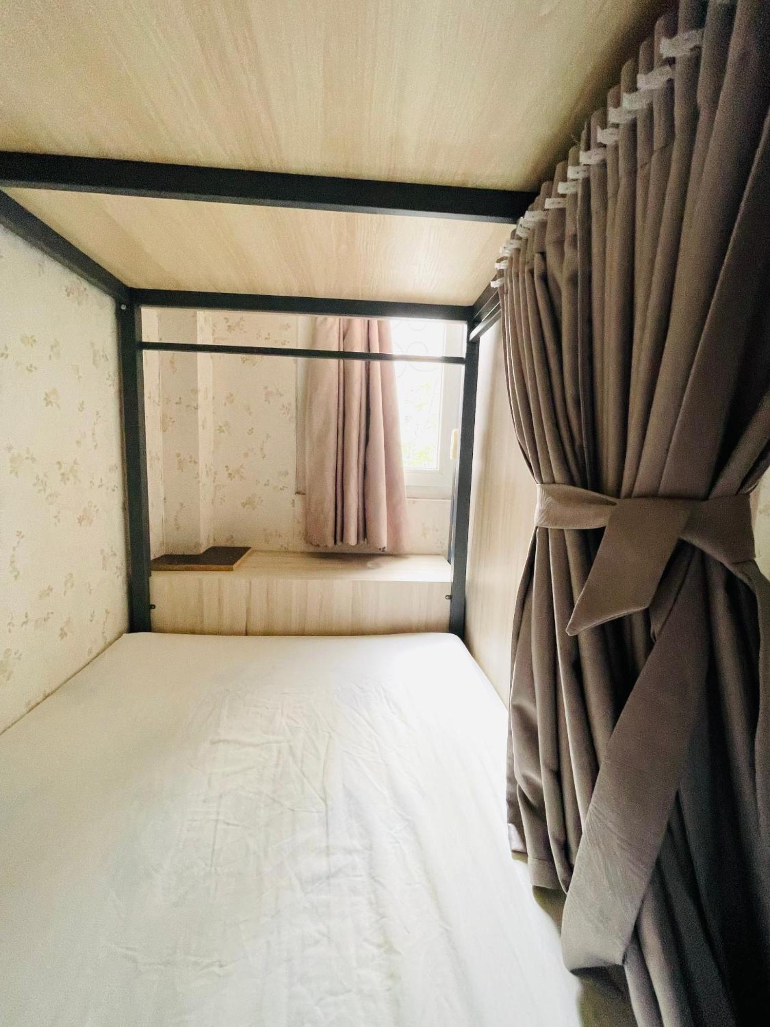 Lataland Hostel Хошимин Экстерьер фото